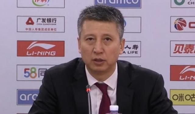轻轻的挺进王熙凤的体内